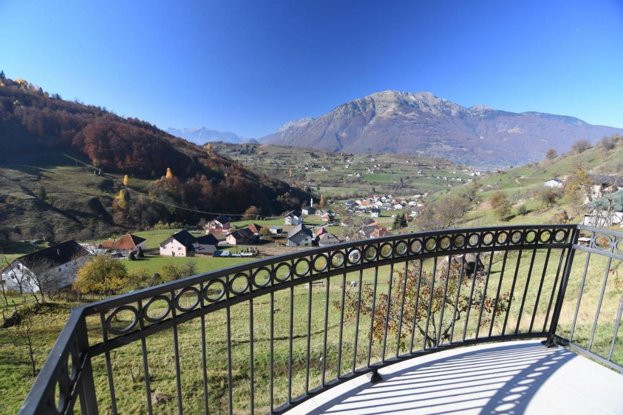 1060 Meet Eat Hike&Tour Villa Plav Buitenkant foto
